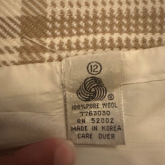 Liz Claiborne Womens Plaid Blazer Jacket Size 12 Beige/Brown 100% Pure Wool Made - Picture 6 of 7